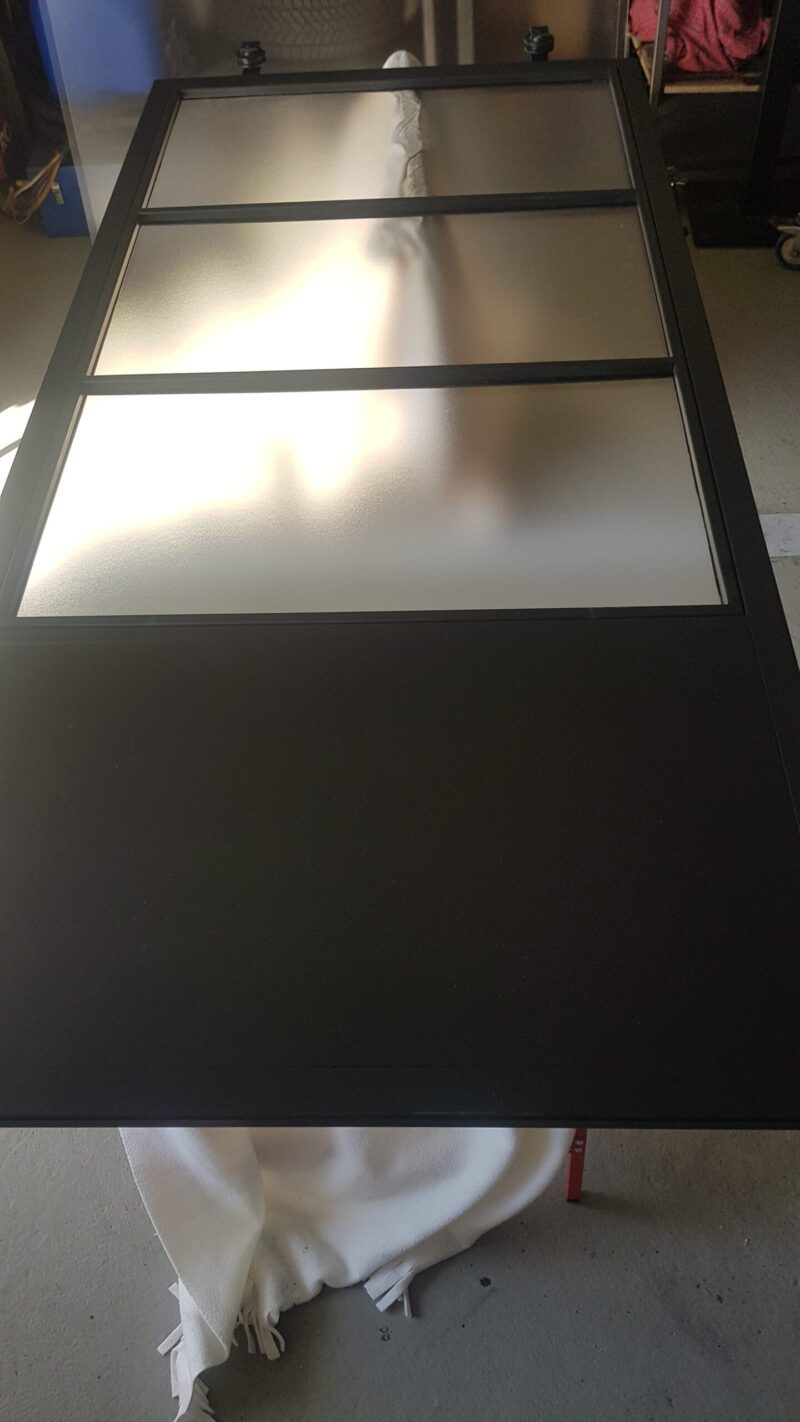 Stalen deuren - Stalen schuifdeur 50x30 profiel 4mm gemat glas Stalen deuren - Stalen schuifdeur