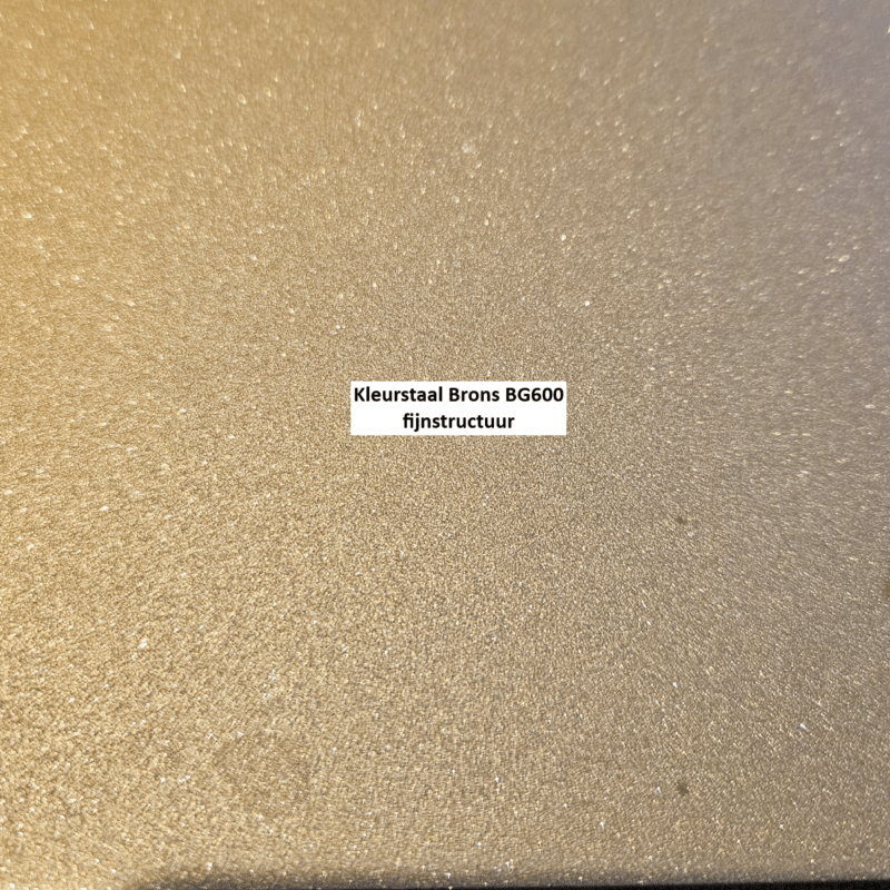 Kleurstaal brons BG600 fijnstructuur – warme matte afwerking voor wandplanken